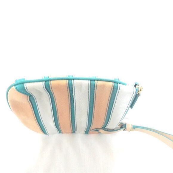 Anthropologie’s Pilcro and The Letterpress Leather Wristlet - Picture 4 of 7